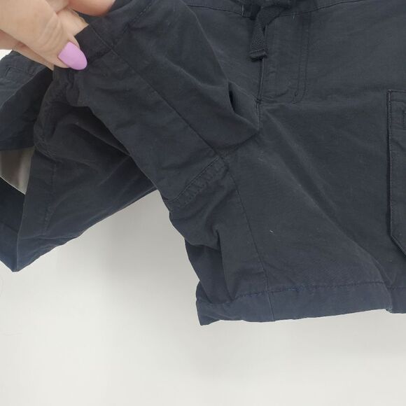 Columbia Women's Black Shorts With Front Waist Tie, Pockets, Back Zipper Pocket - Picture 5 of 7